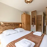 Avec Jacuzzi Et Animaux Admis, Vue Mont-blanc - Fr-1-343-259 Domek alpejski *
