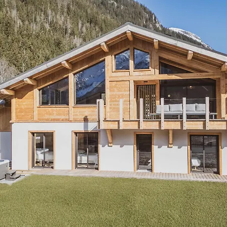 Avec Jacuzzi Et Animaux Admis, Vue Mont-blanc - Fr-1-343-259 Шале *